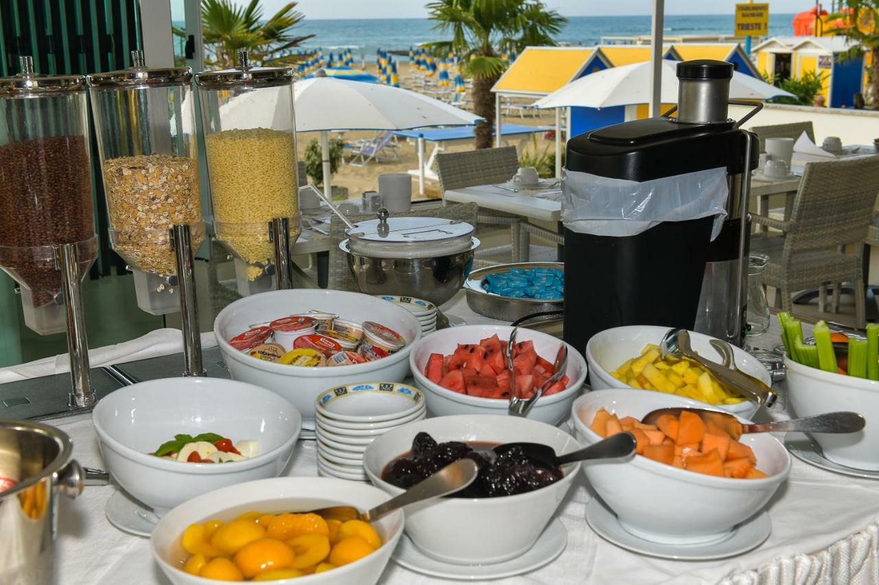 Hotel Souvenir Lido di Jesolo Exterior photo