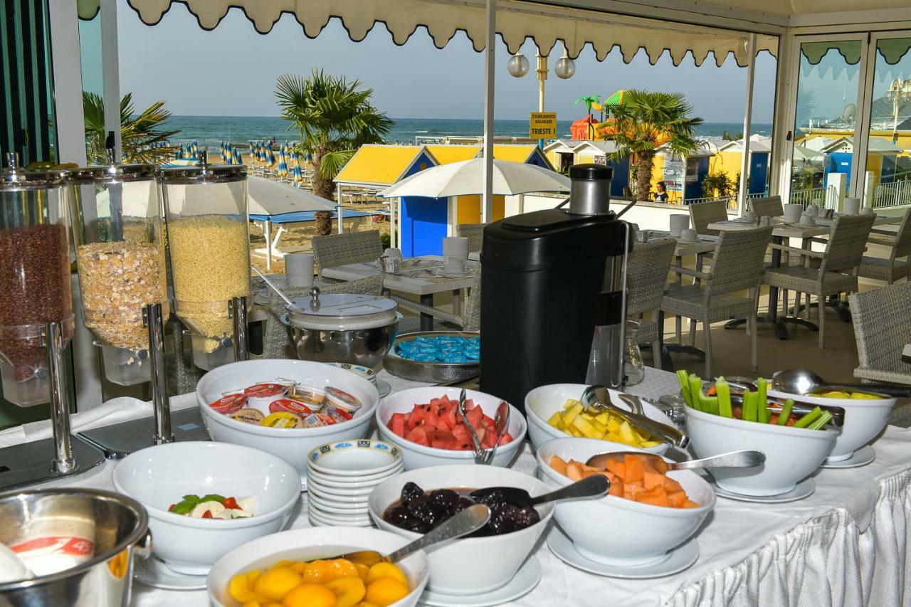 Hotel Souvenir Lido di Jesolo Exterior photo